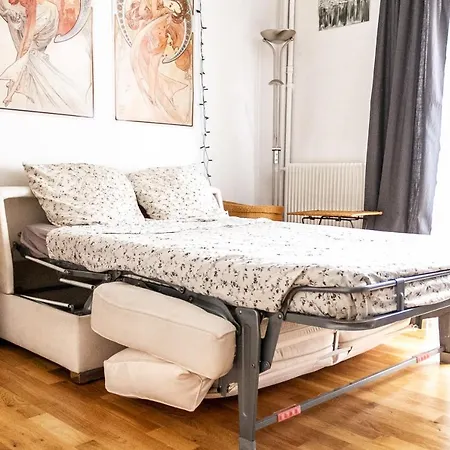 Charming Studio Near Eiffel Tour Διαμέρισμα *